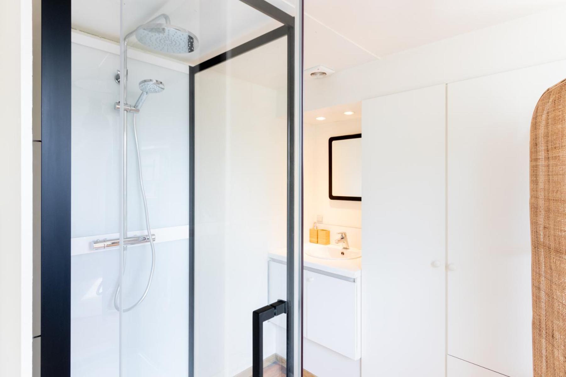 Guesthouse Private Studio Nearby Old Town خنت المظهر الخارجي الصورة