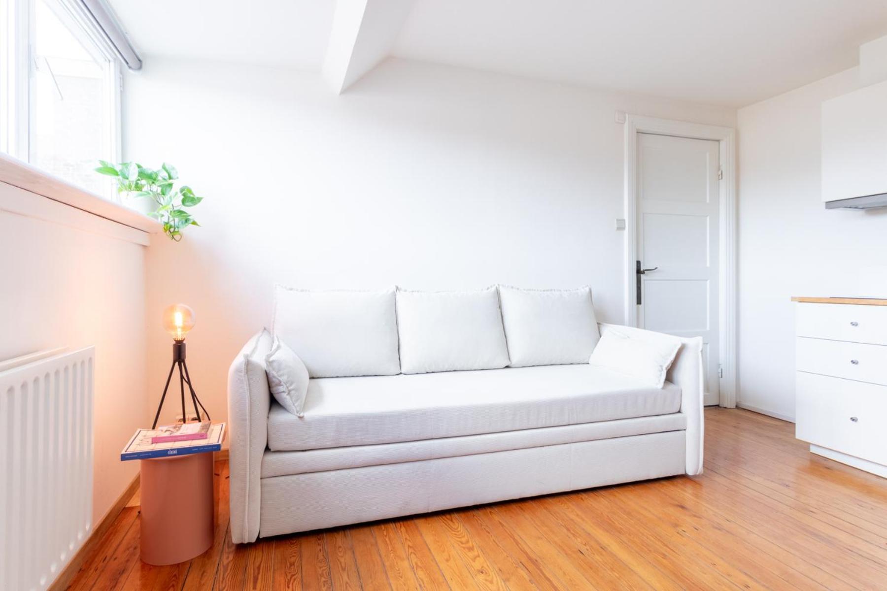 Guesthouse Private Studio Nearby Old Town خنت المظهر الخارجي الصورة
