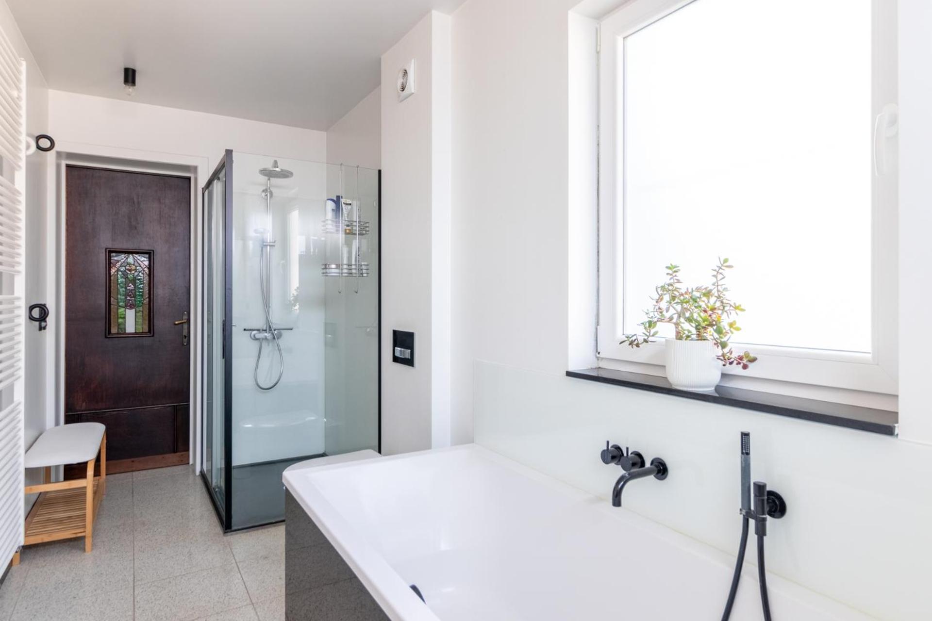 Guesthouse Private Studio Nearby Old Town خنت المظهر الخارجي الصورة